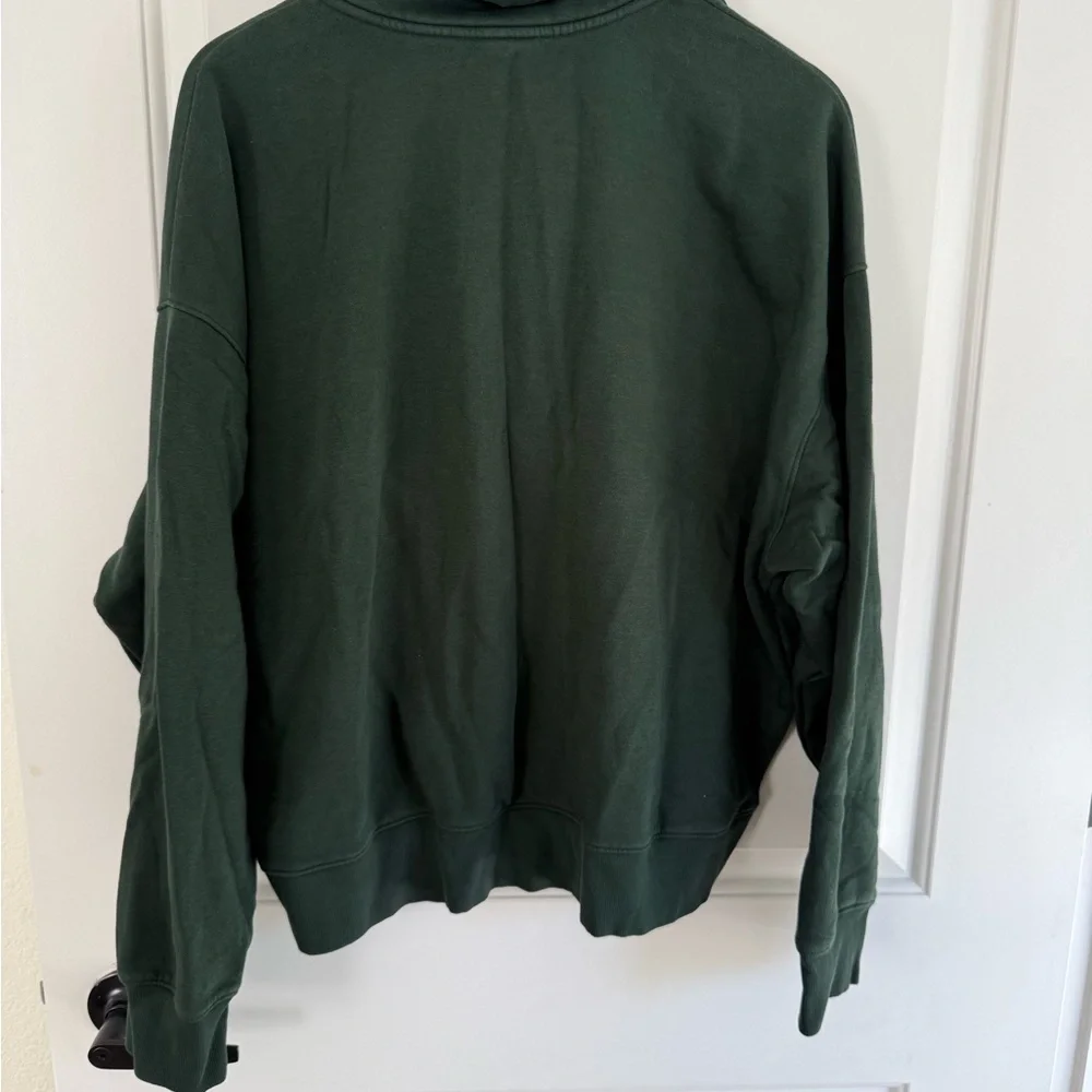 Universal Thread Forest Green Button-Up Sweatshirt - Picture 2 of 3